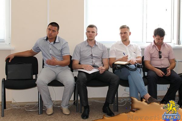 Шести муниципальным образованиям Крыма необходимо оперативно активизировать работу в области земельного контроля — Александр Спиридонов - «Экономика» Шести муниципальным образованиям Крыма необходимо оперативно активизировать работу в области земельного контроля — Александр Спиридонов - «Экономика»