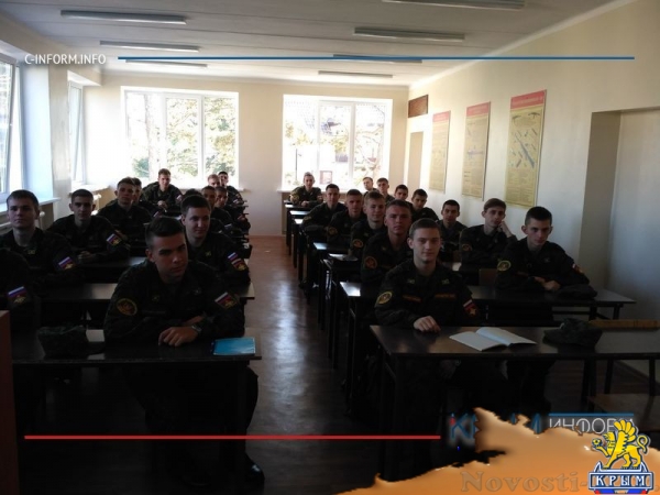 Первые сто студентов КФУ стали курсантами военной кафедры - «Политика Крыма» Первые сто студентов КФУ стали курсантами военной кафедры - «Политика Крыма»