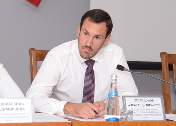 Специалисты Госкомрегистра продолжают проводить выездные приёмы граждан с целью оказания практической помощи населению - «Госкомрегистр»