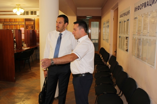 В Симферопольском городском управлении Госкомрегистра назначен новый руководитель - «Госкомрегистр»