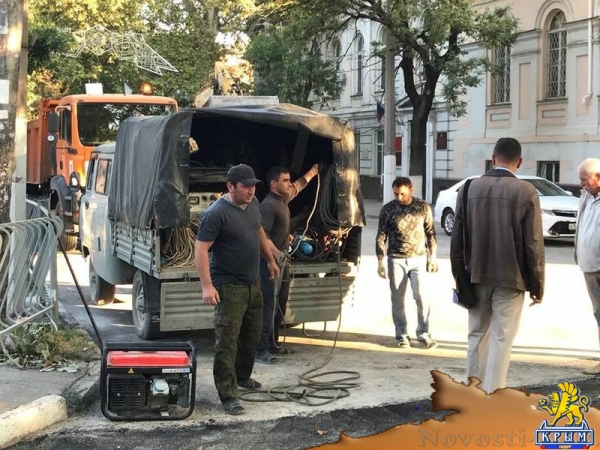 Работы на участках капремонта коммунальных сетей на симферопольской ул. Толстого вблизи школ завершены - «Экономика Крыма» Работы на участках капремонта коммунальных сетей на симферопольской ул. Толстого вблизи школ завершены - «Экономика Крыма»
