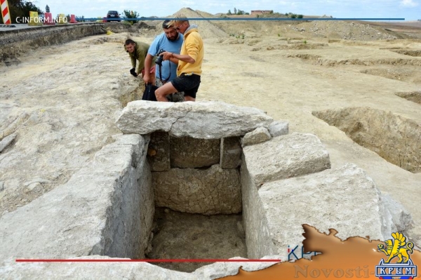 Сокровища «Тавриды»: строительство новой трассы в Крыму пополняет музеи полуострова - «70 лет Победы»