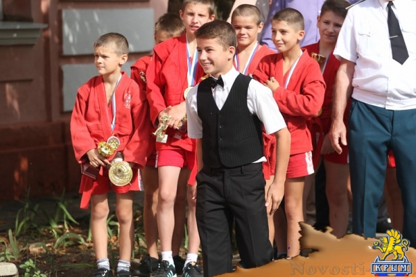 В Керченской школе-интернате учебный год начали по-спортивному - «Керчь»