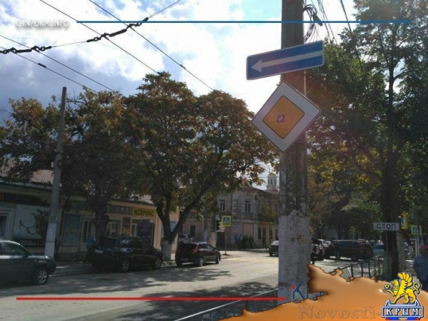На отремонтированной центральной улице Симферополя уже произошло ДТП - «Происшествия»