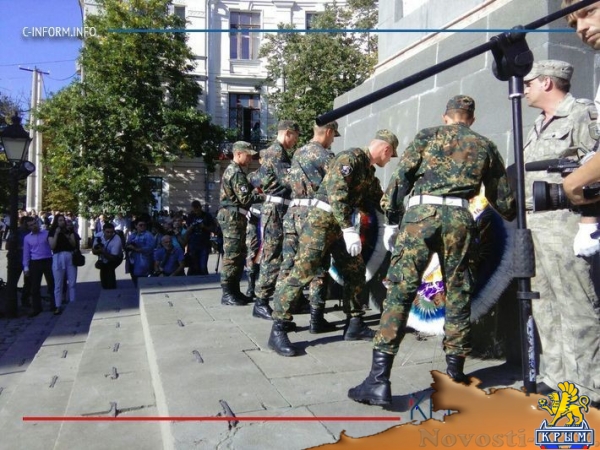 Память героев Крымской войны почтили в Симферополе - «Общество Крыма»