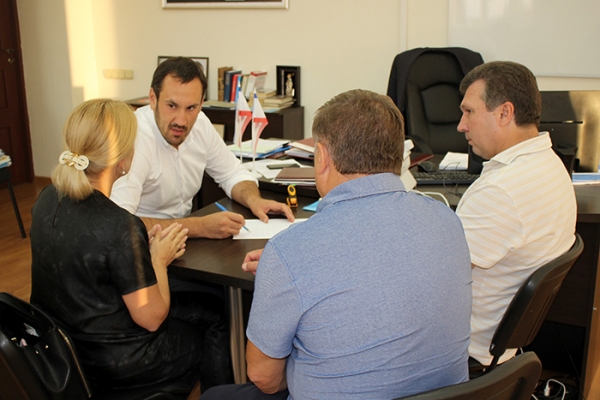 Госкомрегистр окажет содействие в оформлении 114 га земли в Кировском районе под реализацию иностранного инвестпроекта - «Госкомрегистр»