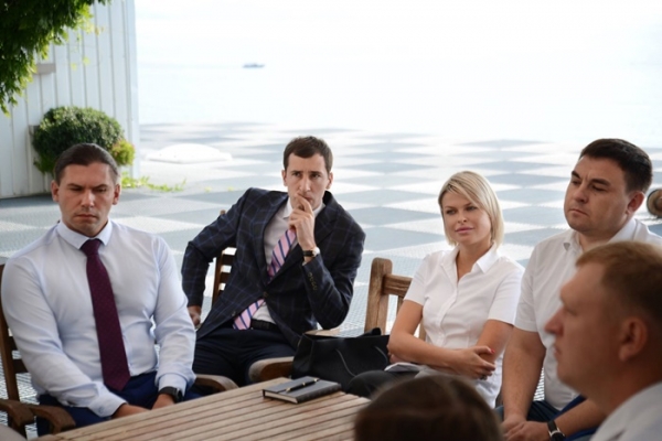 Госкомрегистр готов оказать необходимое содействие местным властям в Коктебеле при оформлении недвижимости в рамках реализации ФЦП - «Госкомрегистр»