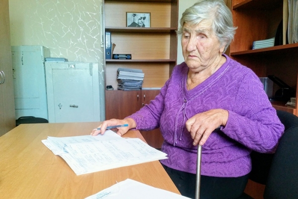 В Кировском территориальном отделе Госкомрегистра в оперативном порядке предоставили необходимые документы ветерану войны - «Госкомрегистр»