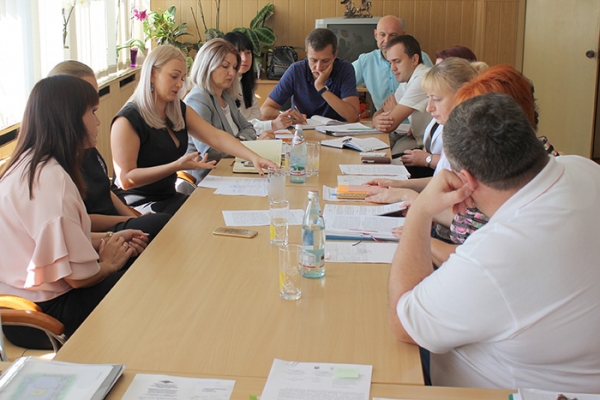 Руководство Госкомрегистра проконсультировало Алуштинскую администрацию по вопросам кадастрового учета и регистрации права собственности - «Госкомрегистр»