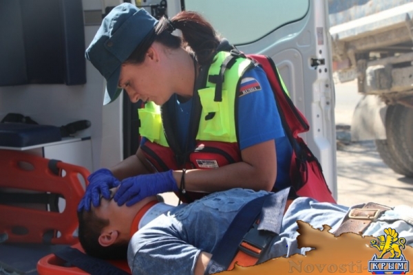 Крымские спасатели раздавили грузовиком «Запорожец» в рамках учений по ликвидации последствий ДТП - «Общество Крыма»