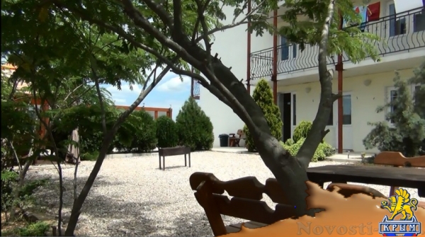 Отдых-эконом в Андреевке. В Тихом Месте у Моря с Комфортом Номера в гостевом доме 25 км от Севастополя Беседка Мангал Парковка Отдых в Крыму 2017 - жильё в Крыму без посредников - «Отдых в Крыму»