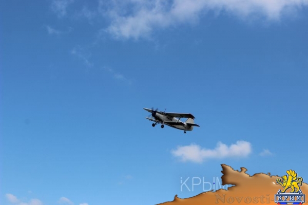 Аэропорт Заводское в Симферополе отметил вековой юбилей грандиозным авиашоу и десантом парашютистов - «Культура Крыма» Аэропорт Заводское в Симферополе отметил вековой юбилей грандиозным авиашоу и десантом парашютистов - «Культура Крыма»