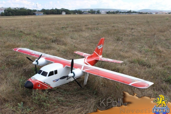 Аэропорт Заводское в Симферополе отметил вековой юбилей грандиозным авиашоу и десантом парашютистов - «Культура Крыма» Аэропорт Заводское в Симферополе отметил вековой юбилей грандиозным авиашоу и десантом парашютистов - «Культура Крыма»