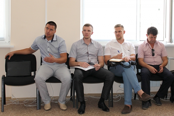 Шести муниципальным образованиям Крыма необходимо оперативно активизировать работу в области земельного контроля — Александр Спиридонов - «Госкомрегистр»