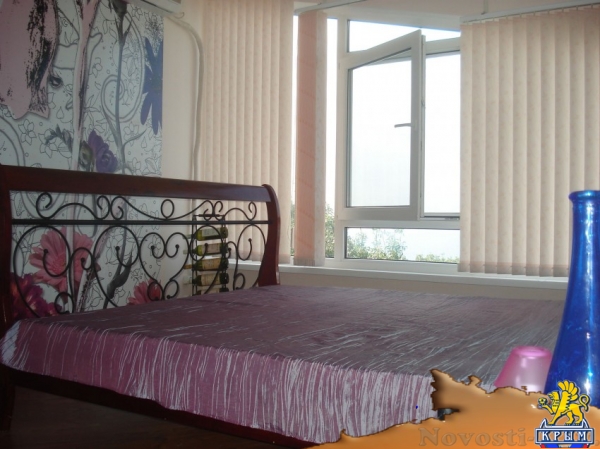 Отдых в Ялте. Третий этаж частного дома в Кастрополе.Две отдельные спальни.Беседка.Вид на море,горы! Отдых в Крыму 2017 - жильё в Крыму без посредников - «Отдых в Ялте» Отдых в Ялте. Третий этаж частного дома в Кастрополе.Две отдельные спальни.Беседка.Вид на море,горы! Отдых в Крыму 2017 - жильё в Крыму без посредников - «Отдых в Ялте»