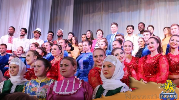 Иностранные студенты Крымского федерального университета написали письмо Путину - «70 лет Победы»