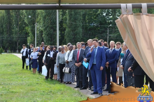 Иностранные студенты Крымского федерального университета написали письмо Путину - «70 лет Победы»