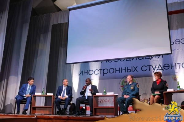 Иностранные студенты Крымского федерального университета написали письмо Путину - «70 лет Победы»