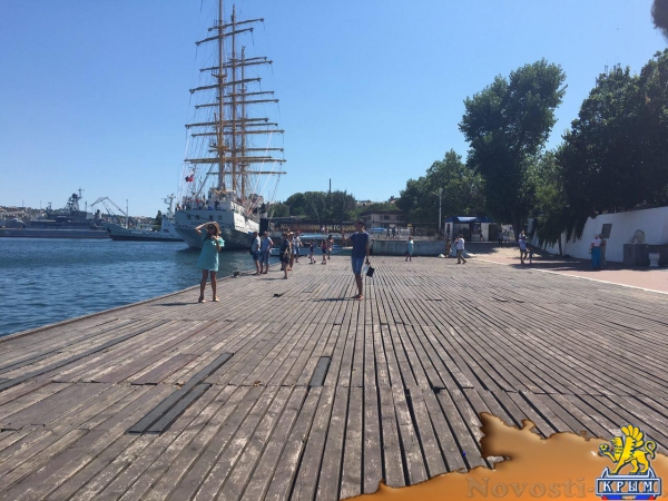 Графскую пристань в Севастополе довели до плачевного состояния - «Новости Крыма»