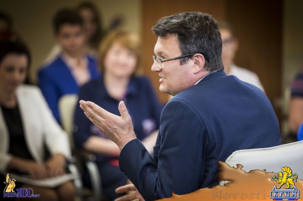 Новый руководитель КФУ подискутировал со студентами о необходимости диплома о высшем образовании - «Общество Крыма»