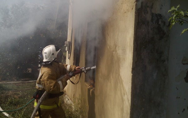 На прошедших выходных сотрудники ГКУ РК «Пожарная охрана Республики Крым» дважды выезжали для ликвидации пожаров - «МЧС» На прошедших выходных сотрудники ГКУ РК «Пожарная охрана Республики Крым» дважды выезжали для ликвидации пожаров - «МЧС»