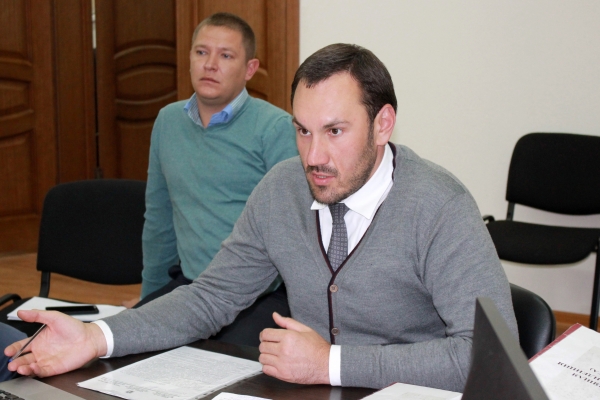 Госкомрегистр оказывает методическую помощь в оформлении земельных участков будущего жилого микрорайона «Крымская роза» - «Госкомрегистр»