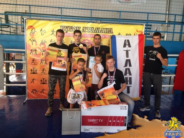 Керчанин стал лучшим в Кубке атамана по тайскому боксу - «Керчь» Керчанин стал лучшим в Кубке атамана по тайскому боксу - «Керчь»