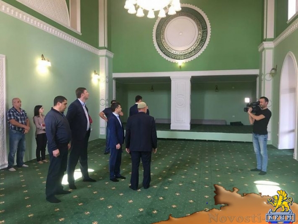 Депутат Госдумы взял под личный контроль реконструкцию мечети в Большой Ялте - «Возвращение в Россию» Депутат Госдумы взял под личный контроль реконструкцию мечети в Большой Ялте - «Возвращение в Россию»