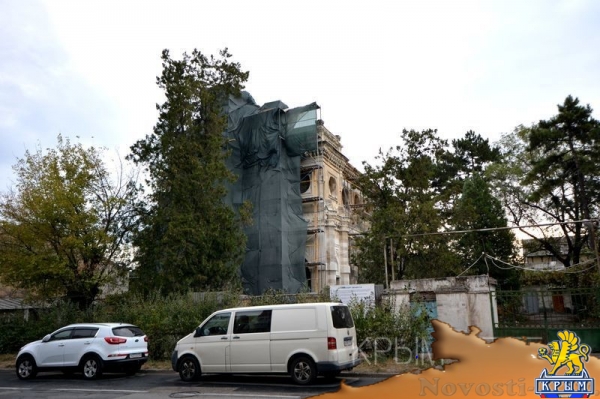 Ручная работа. Как в столице Крыма реставрируют караимскую кенассу - «Политика Крыма»