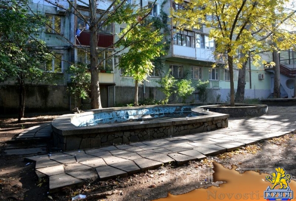 Жители центра Симферополя попросили администрацию разобраться с шумными ресторанами и бомжами - «Политика Крыма»