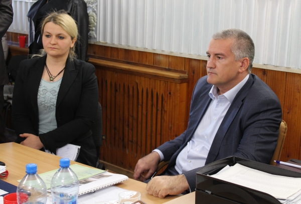 Руководство Госкомрегистра провело выездные встречи с жителями Бахчисарайского района - «Госкомрегистр» Руководство Госкомрегистра провело выездные встречи с жителями Бахчисарайского района - «Госкомрегистр»