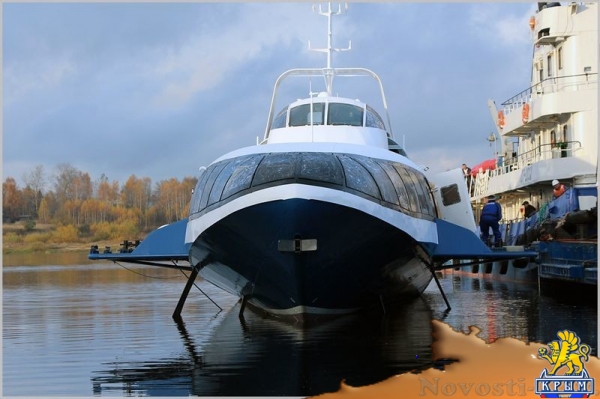 Космонавт Терешкова разбила бутылку шампанского о борт первой пассажирской «Кометы» для Крыма - «Экономика Крыма»