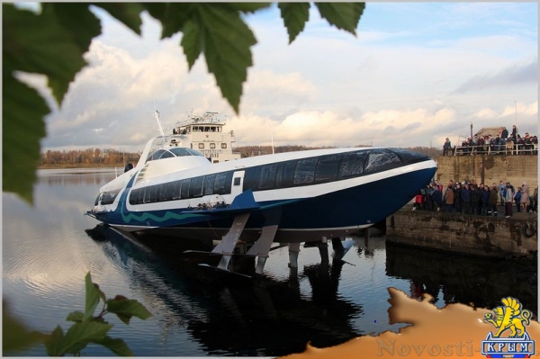 Космонавт Терешкова разбила бутылку шампанского о борт первой пассажирской «Кометы» для Крыма - «Экономика Крыма»
