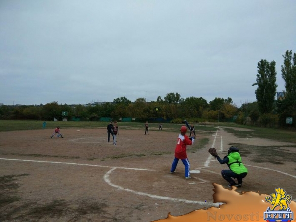 Призёры открытого первенства Крыма по софтболу среди девушек 10-13 лет определены в Симферополе - «Спорт Крыма»