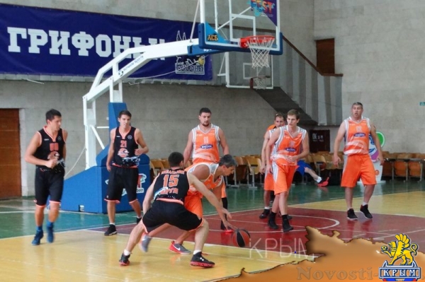 Чемпион Крыма среди мужских баскетбольных команд новый сезон начал с поражения от дебютанта - «Спорт Крыма»
