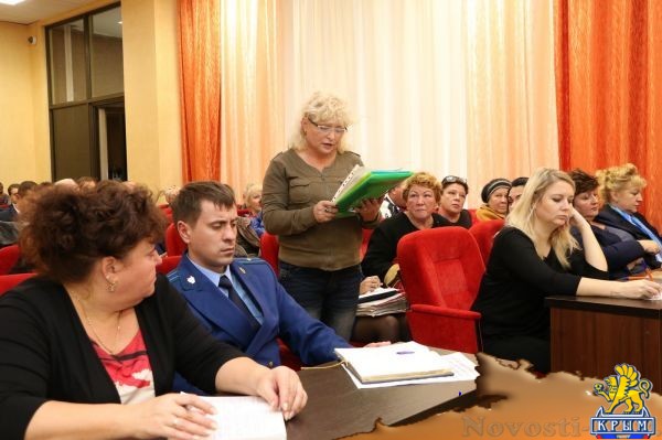 В Керченском городском управлении Госкомрегистра выделят отдельные часы для консультирования предпринимателей  - «Экономика»