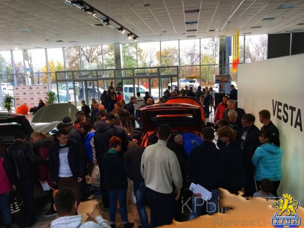 Симферополь встретил новую LADA Vesta развлекательным шоу и тест-драйвом - «Общество Крыма» Симферополь встретил новую LADA Vesta развлекательным шоу и тест-драйвом - «Общество Крыма»