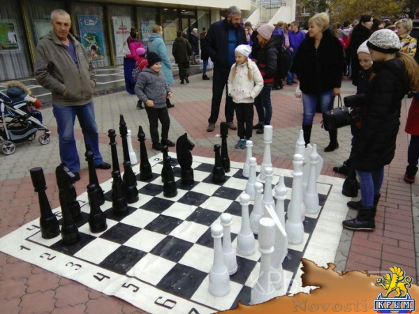 Тысячи крымчан празднуют День народного единства на главной площади Симферополя - «Общество Крыма»