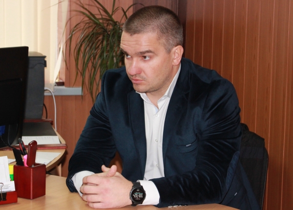 В Бахчисарайском терподразделении Госкомрегистра назначен новый начальник - «Госкомрегистр»