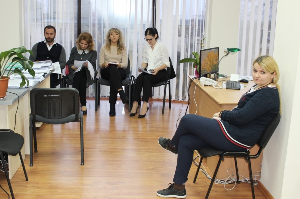 В Госкомрегистре состоялось первое заседание рабочей группы по контролю за снижением количества решений о приостановлениях регистрации прав - «Госкомрегистр»