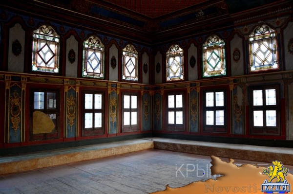 Новые 500 лет Ханского дворца в Бахчисарае - «70 лет Победы» Новые 500 лет Ханского дворца в Бахчисарае - «70 лет Победы»