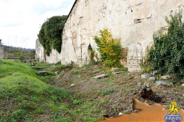 Новые 500 лет Ханского дворца в Бахчисарае - «70 лет Победы» Новые 500 лет Ханского дворца в Бахчисарае - «70 лет Победы»