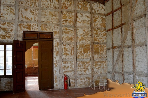 Новые 500 лет Ханского дворца в Бахчисарае - «70 лет Победы» Новые 500 лет Ханского дворца в Бахчисарае - «70 лет Победы»