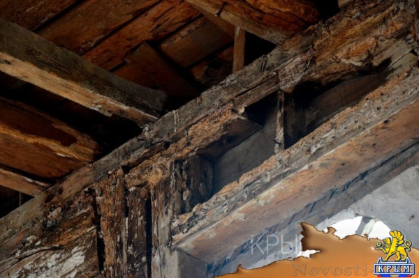 Новые 500 лет Ханского дворца в Бахчисарае - «70 лет Победы» Новые 500 лет Ханского дворца в Бахчисарае - «70 лет Победы»