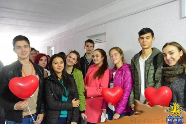 Студенты-медики КФУ сдали 35 литров крови - «Общество Крыма»