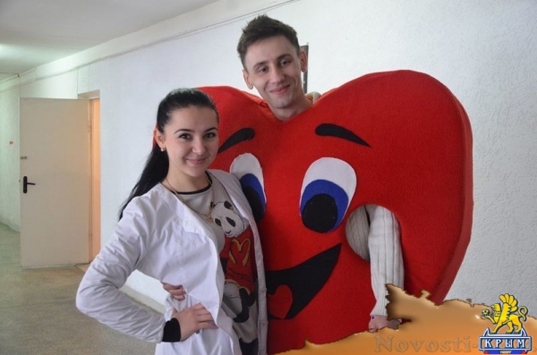 Студенты-медики КФУ сдали 35 литров крови - «Общество Крыма»