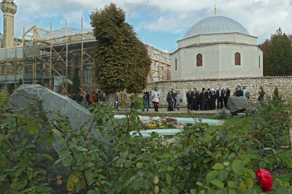 Людмила Лубина: сотрудники Бахчисарайского дворца в непростое время смогли сохранить музей, как величайшую ценность крымской истории - «Правам человека»