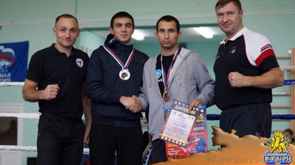 Тайские боксеры привезли медали в Керчь - «Керчь» Тайские боксеры привезли медали в Керчь - «Керчь»
