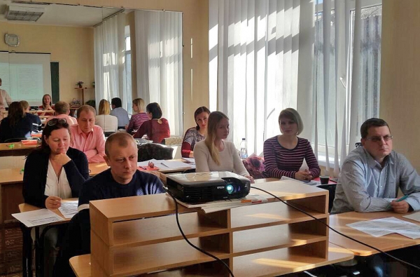 Специалисты Госкомрегистра повышают квалификацию по правовому регулированию сделок с недвижимостью и проведению проверок госземнадзора - «Госкомрегистр»