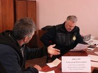 Сотрудники Министерства чрезвычайных ситуаций Республики Крым провели выездной прием граждан в с. Новоселовское, а также посетили пожарную часть 117 Раздольненского района - «Происшествия»